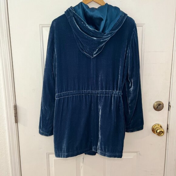 J.Jill Woman's Beautiful Teal Velvet/Valor Hooded Snap-Up Jacket Sz Med - Picture 4 of 10